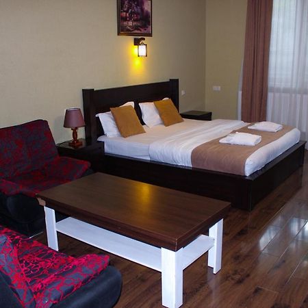 Sisno Hotel Tbilisi Exterior photo